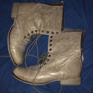Steve Madden Troopa combat boot
